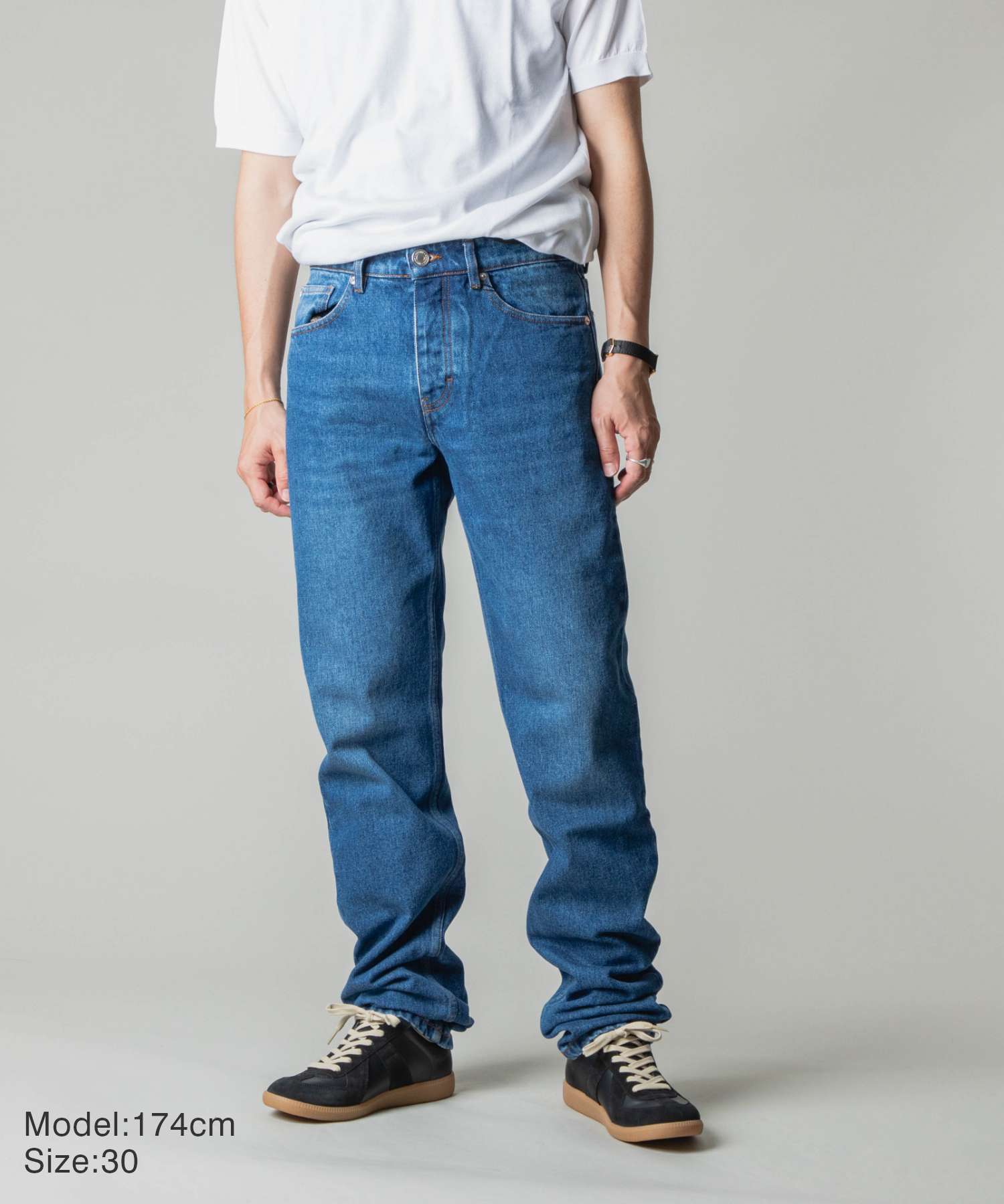 CLASSIC FIT JEANS パンツ