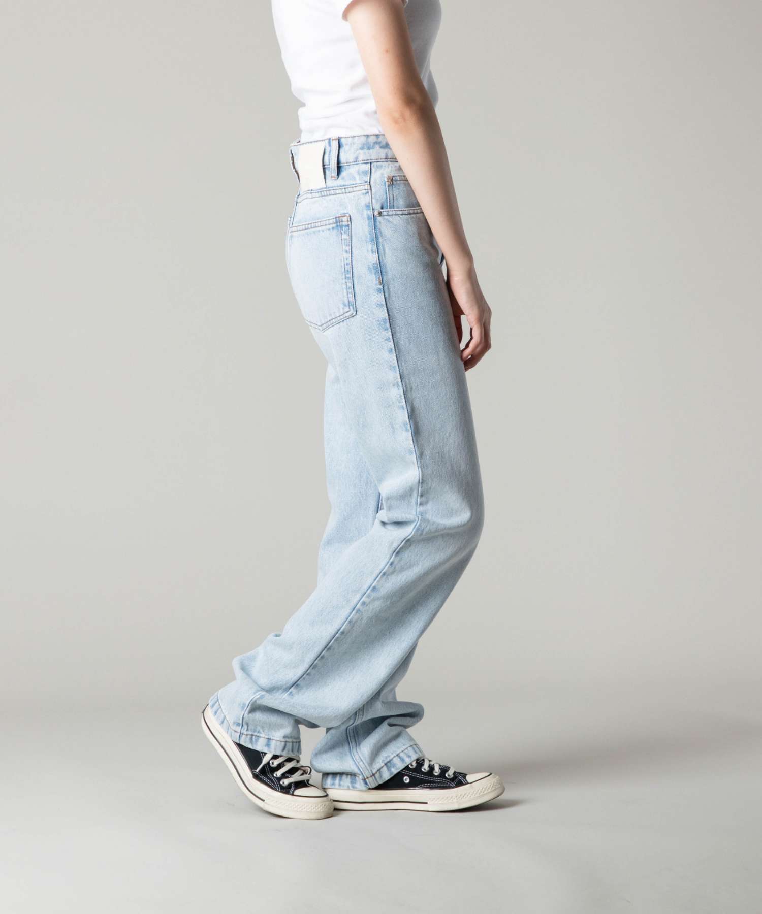 STRAIGHT FIT JEANS パンツ