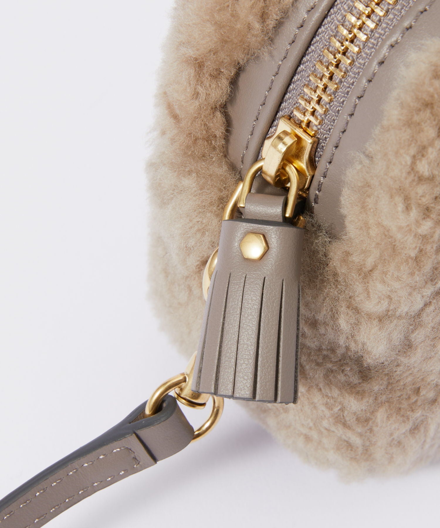 EYES CROSS BODY IN SHEARLING Shoulder Bag 