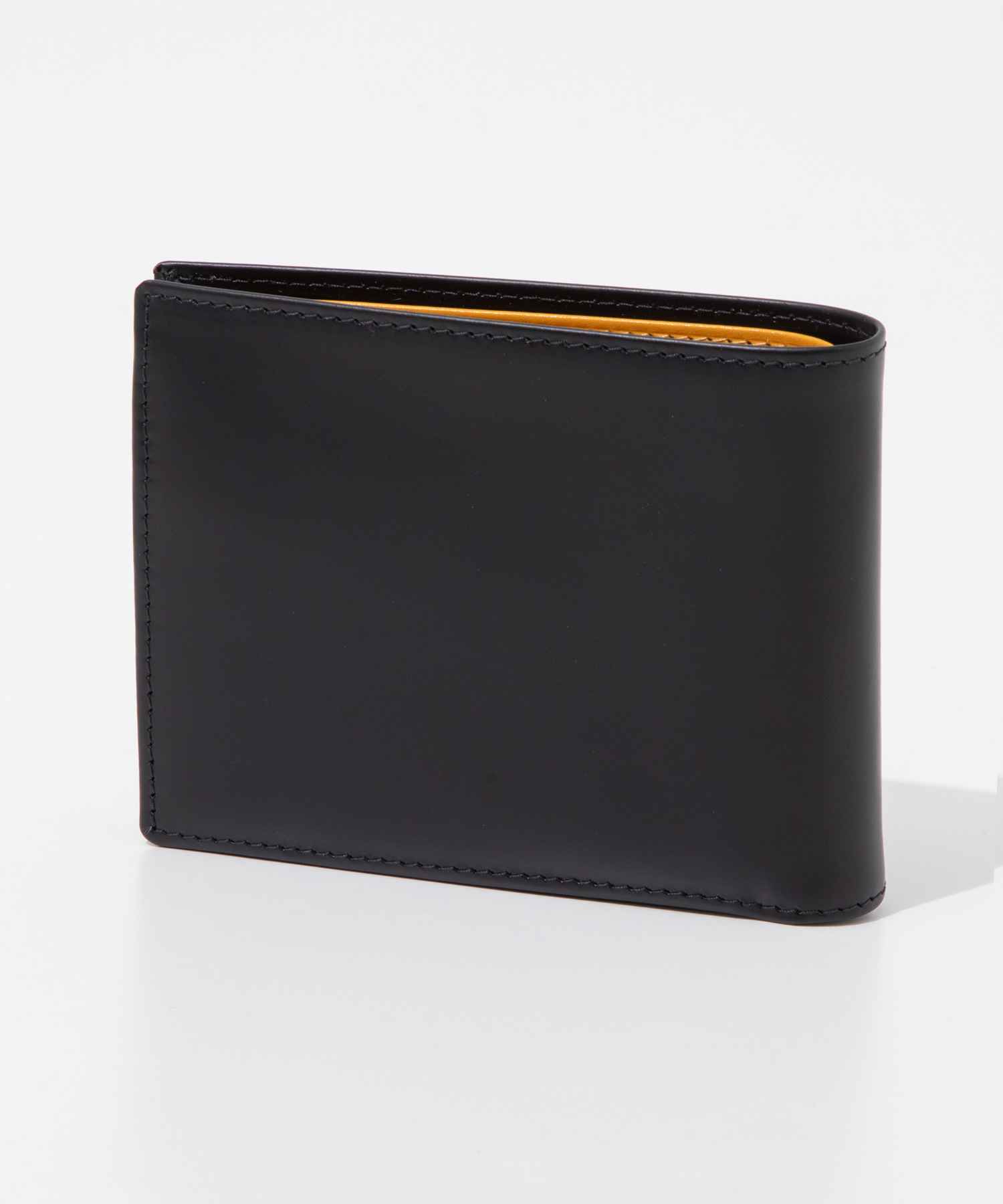 BILLFOLD 带 3 个 C/C 和零钱包双折钱包