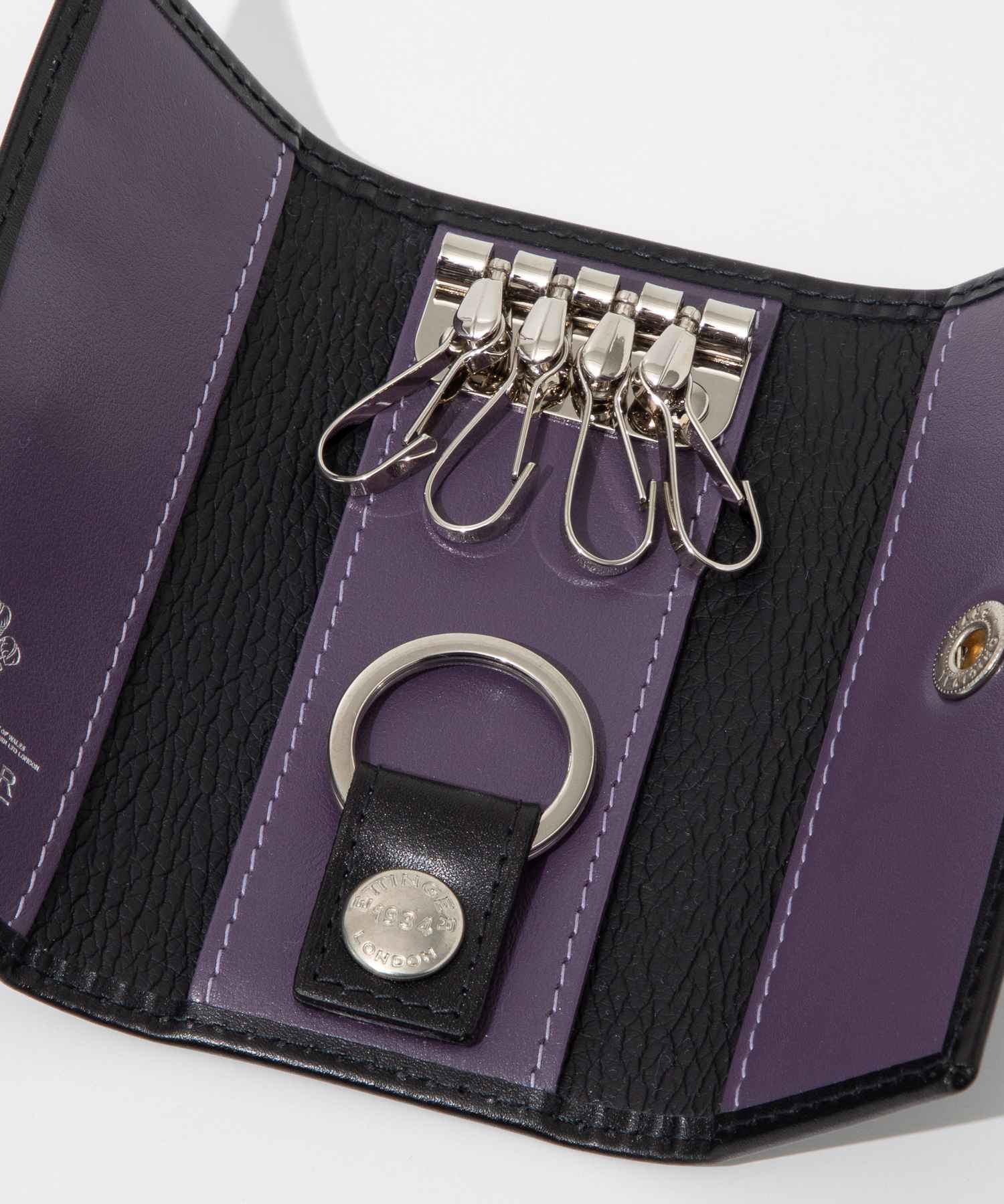 KEY CASE W. 4 HOOKS + VALET Key case 