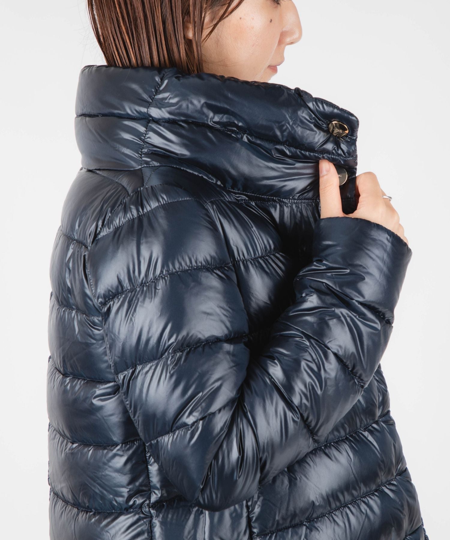 A-SHAPE AMELIA DOWN JACKET Down jacket 