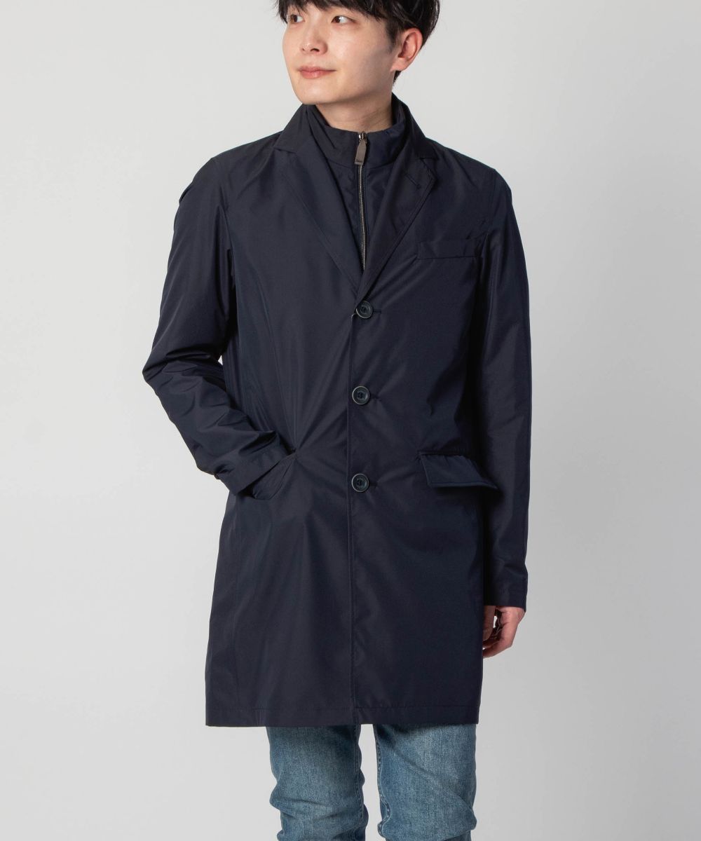 Raincoat コート