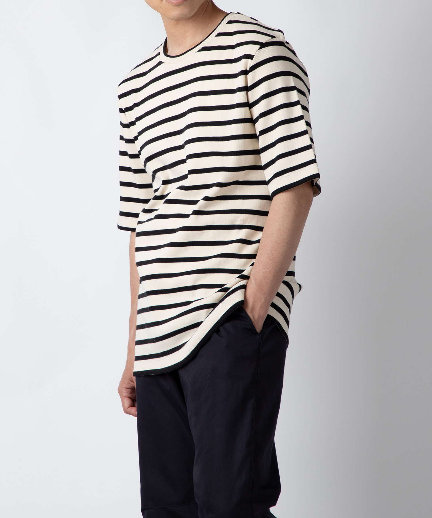 HORIZONTAL STRIPE T-shirt 