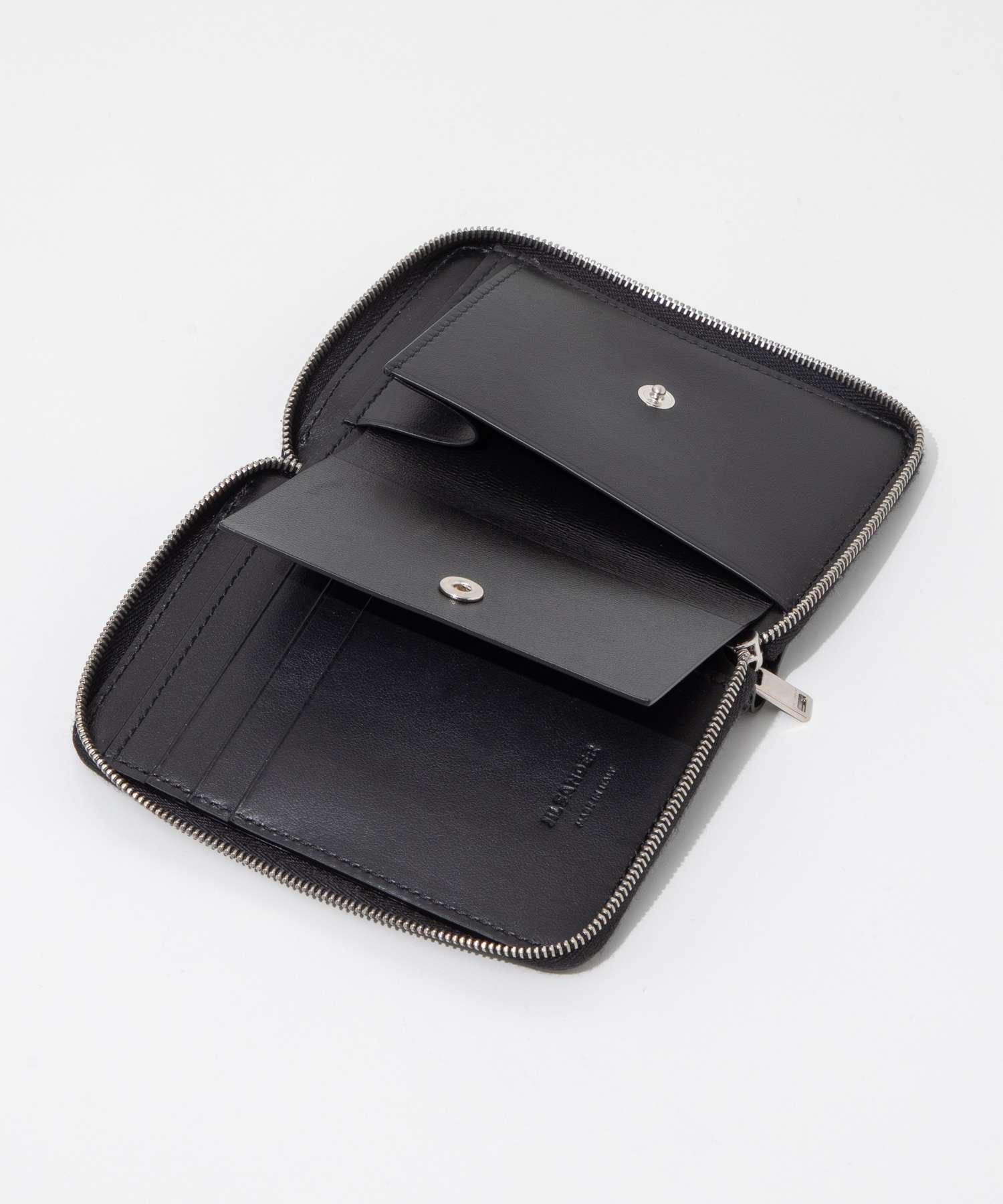 POCKET ZIP AROUND WALLET bifold wallet 