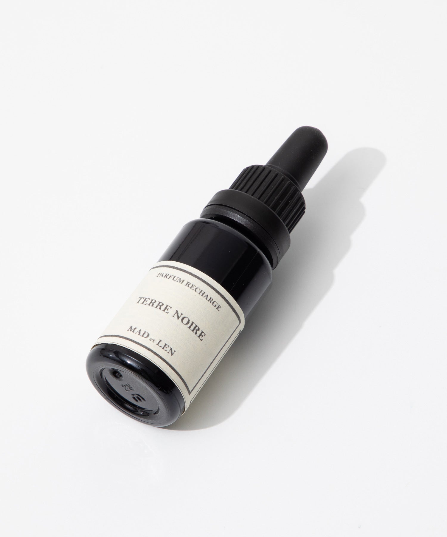 RECHARGER TERRE NOIRE / SPIRITUELLE アロマオイル 15ml