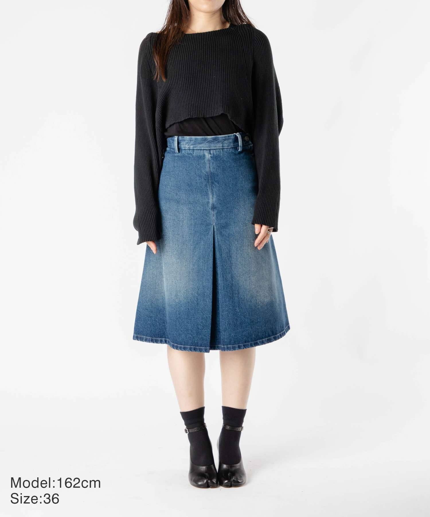 BOX PLEATED DENIM SKIRT 