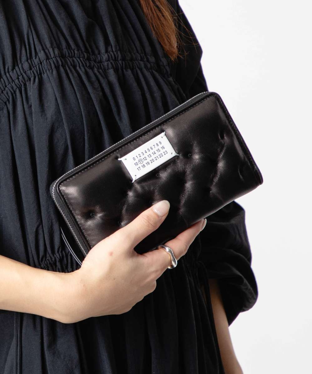 WALLET ZIP AROUND CONTINENTAL 財布