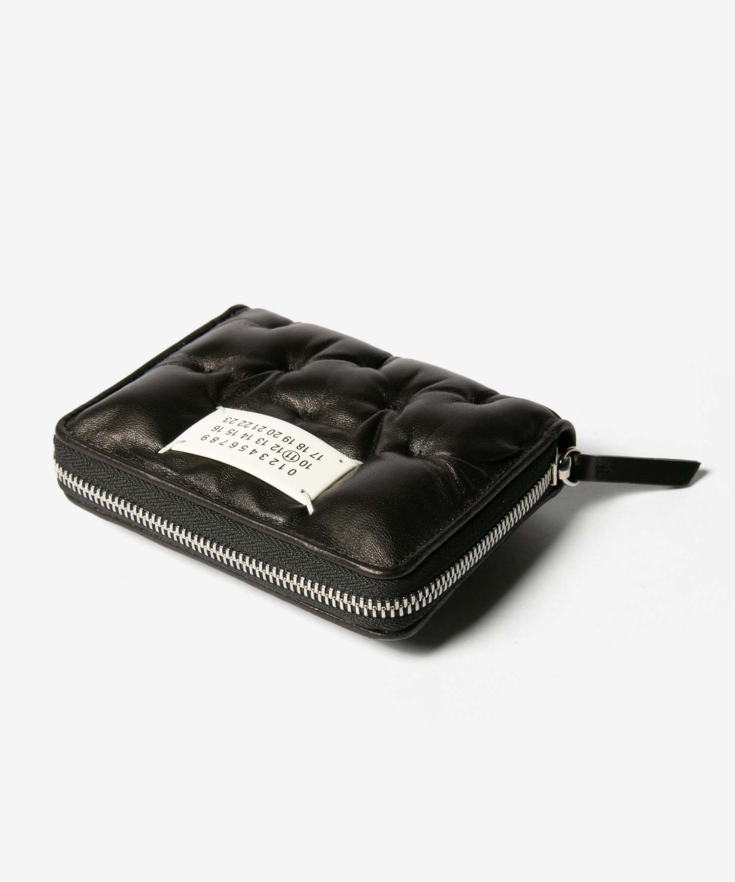 WALLET ZIP AROUND CONTINENTAL SMALL 財布