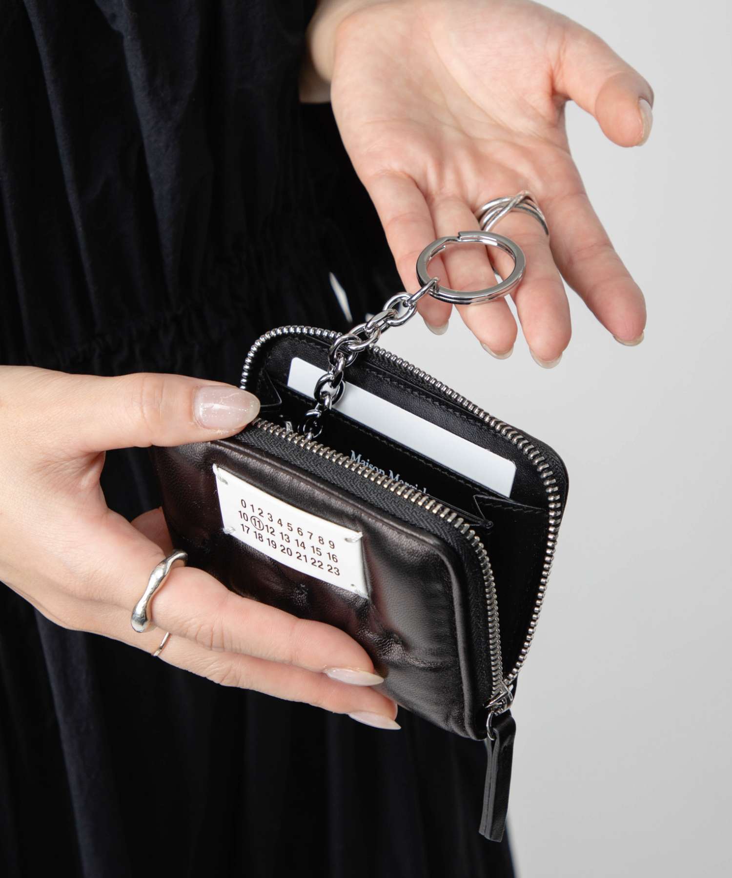 COIN HOLDER ZIP AROUND WITH KEY RING 財布