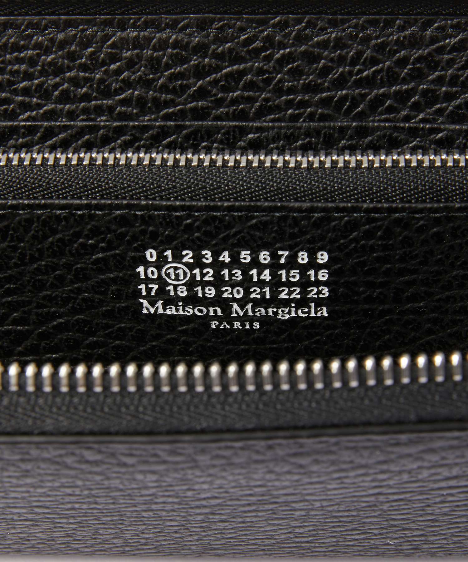 WALLET ZIP AROUND CONTINENTAL 長財布