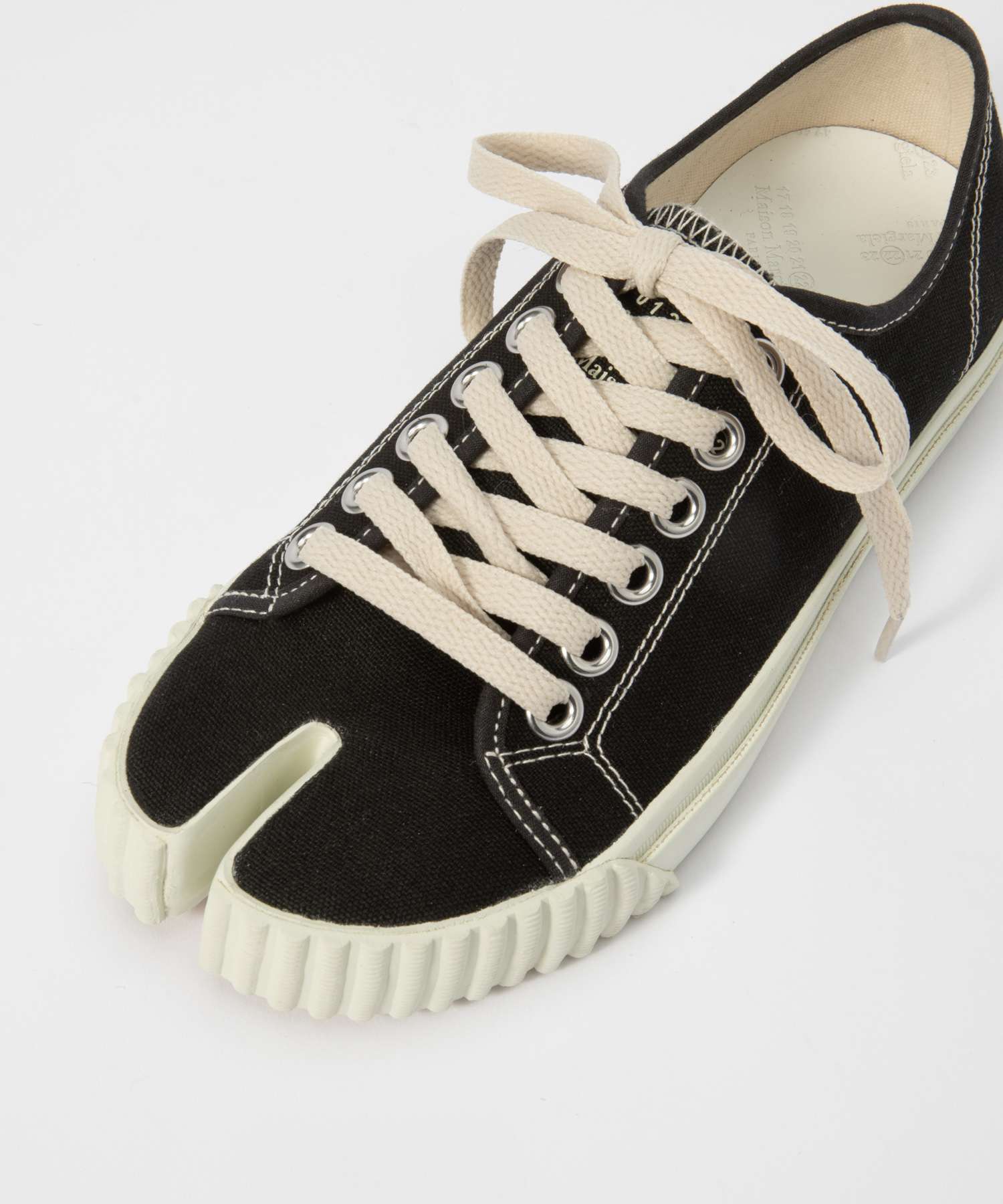 TABI SNEAKERS LOW TOP sneakers 