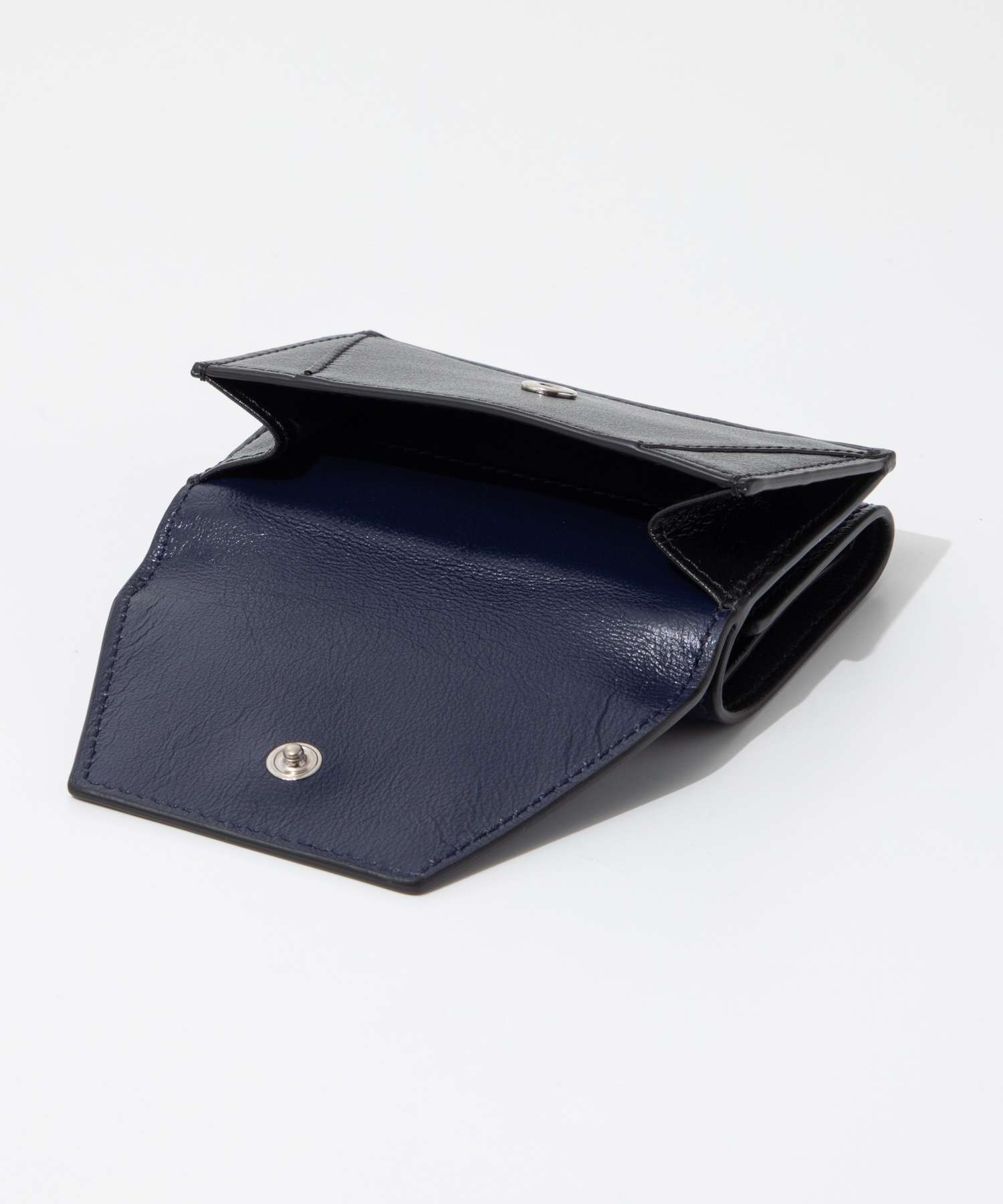 TRIFOLD WALLET Trifold wallet 