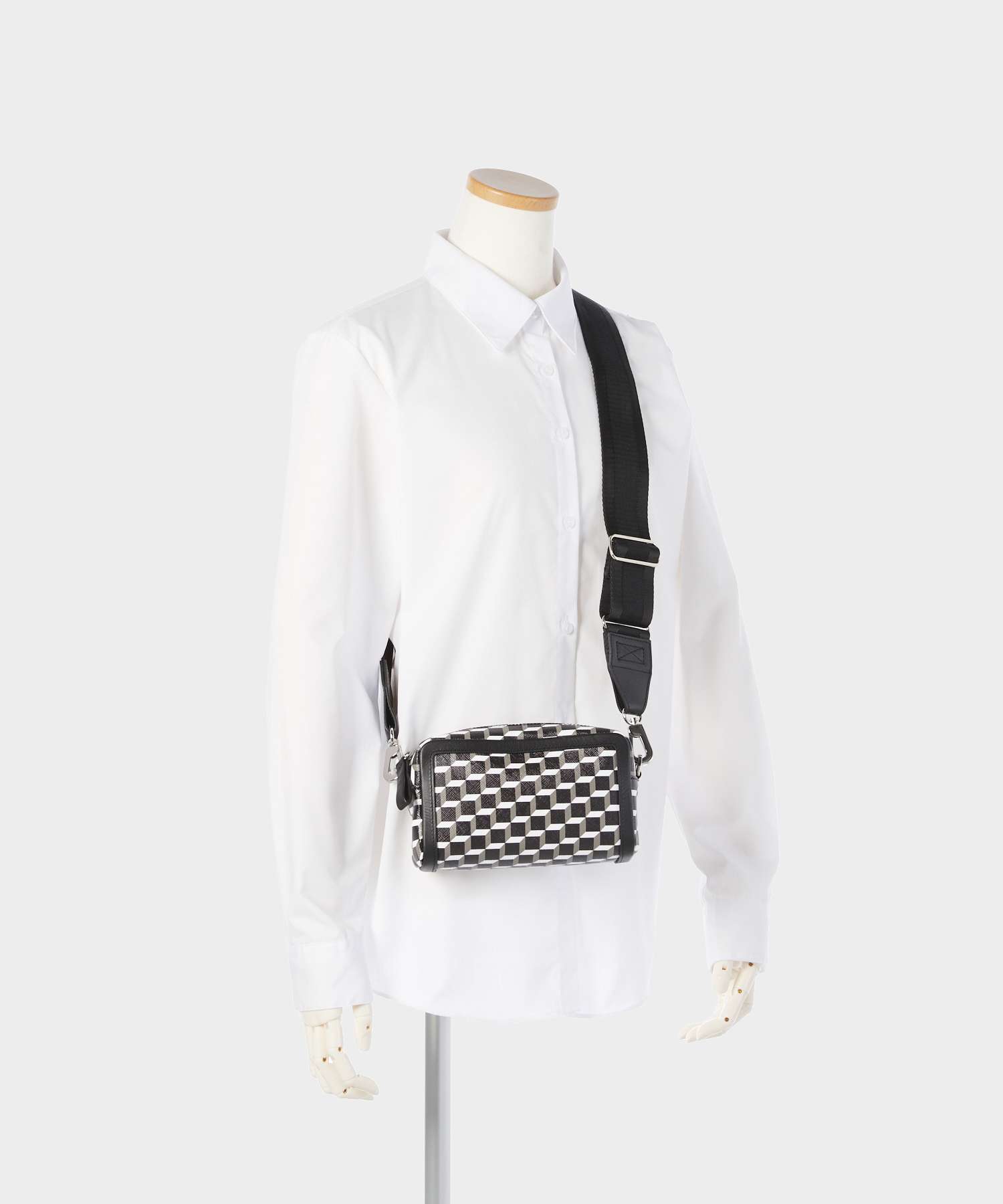 CUBE BOX shoulder bag 