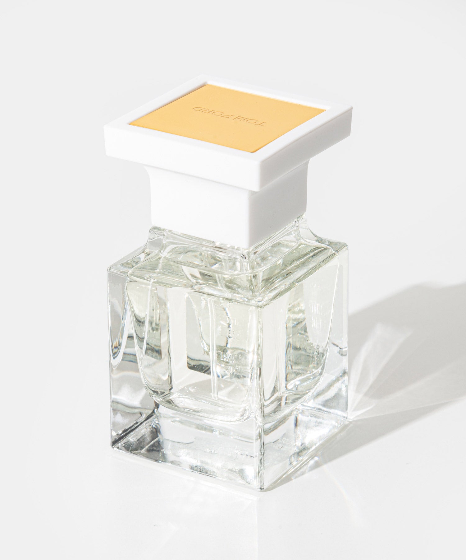 WHITE SUEDE オードパルファム 30mL